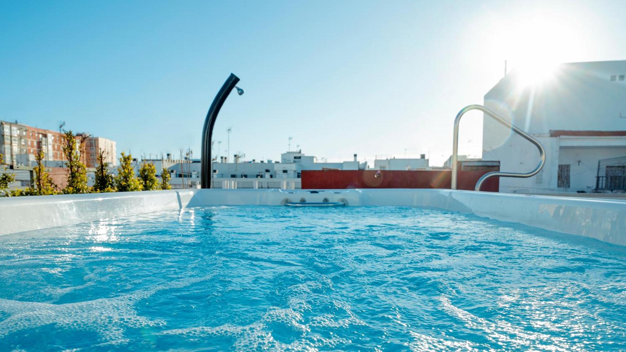 Aparthotel Luz De Gades - Suites Spa Gym - Adults Only Cadiz Exterior photo