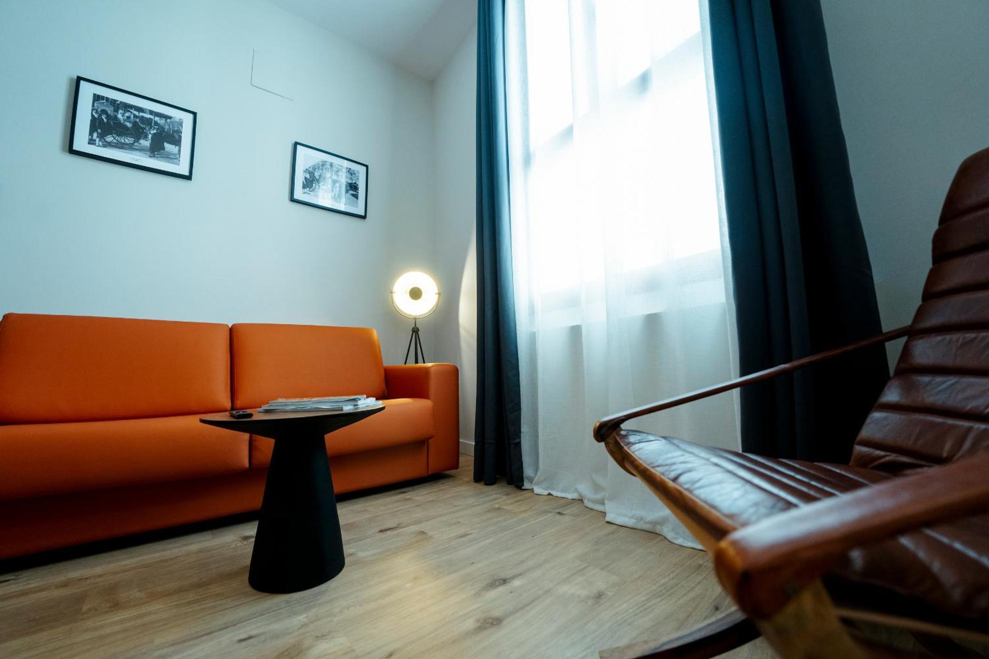 Aparthotel Luz De Gades - Suites Spa Gym - Adults Only Cadiz Exterior photo