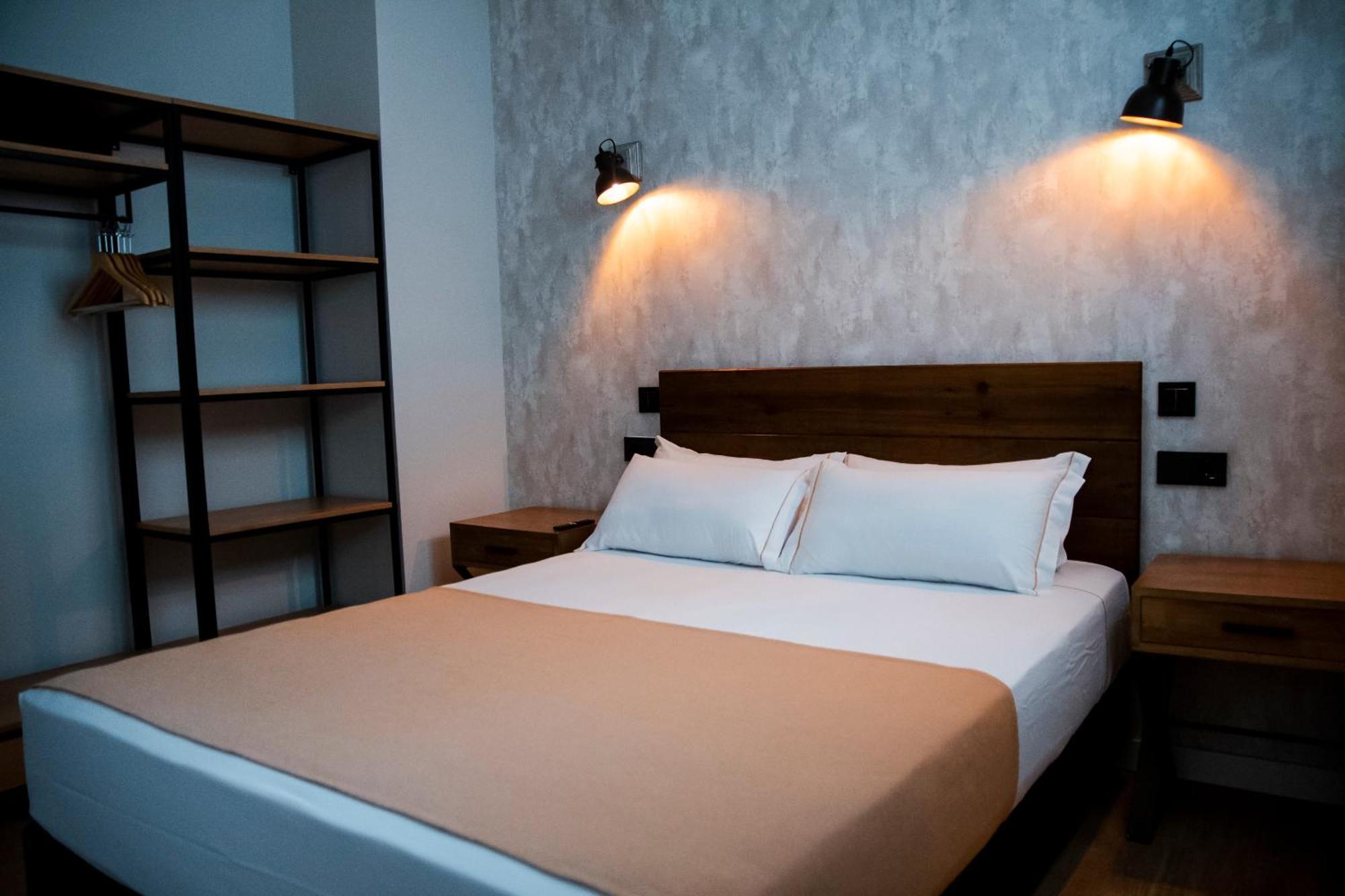 Aparthotel Luz De Gades - Suites Spa Gym - Adults Only Cadiz Exterior photo