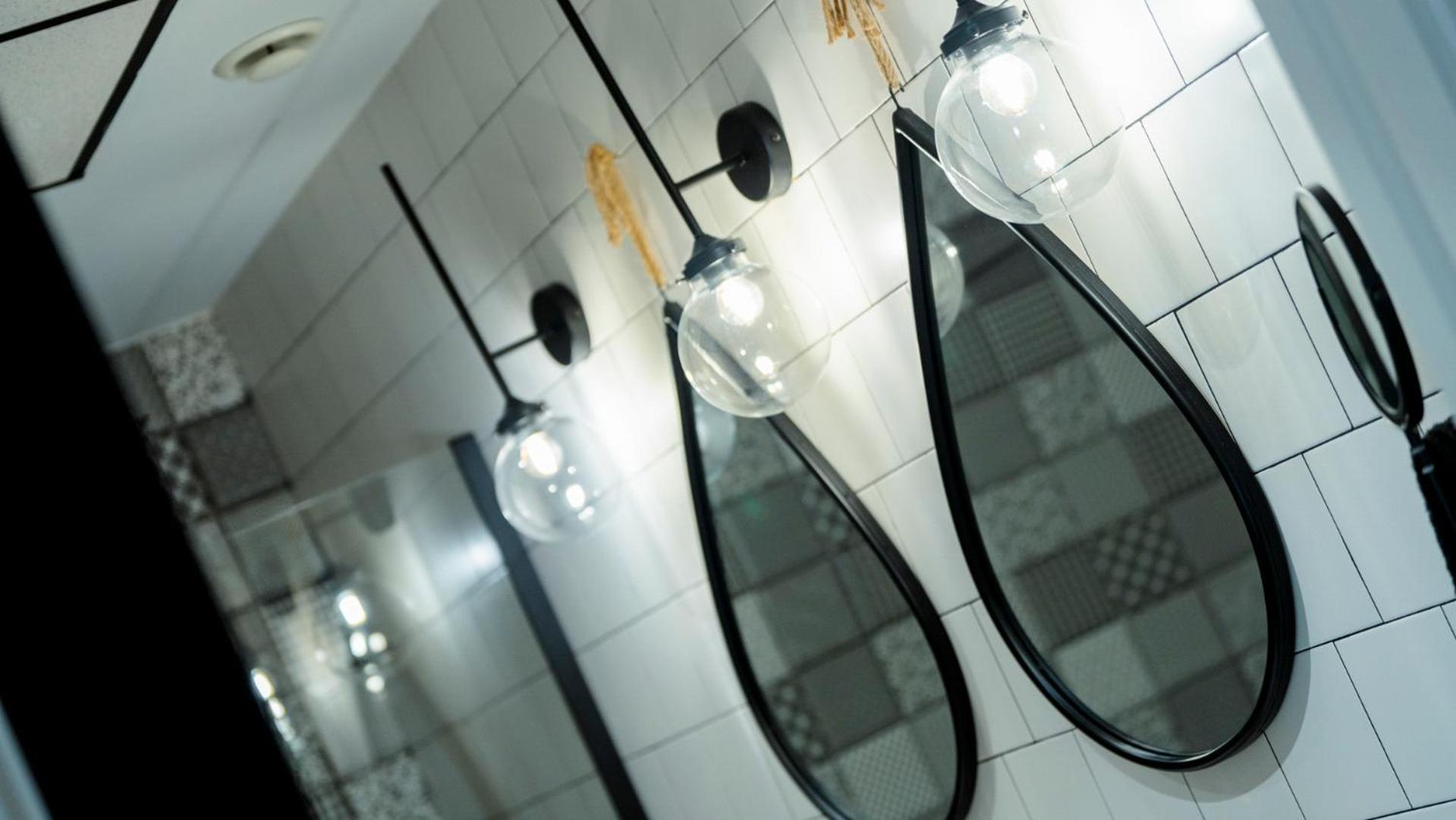 Aparthotel Luz De Gades - Suites Spa Gym - Adults Only Cadiz Exterior photo
